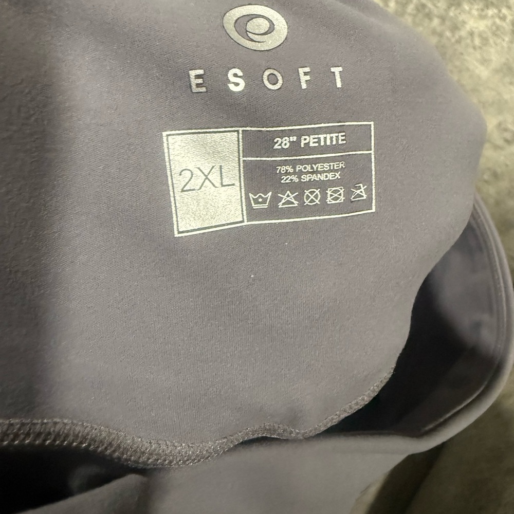 NEW Esoft 2XL Petite Dark Charcoal Activewear Top